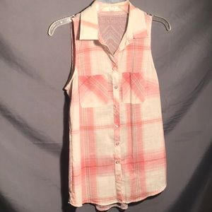 Women’s Short Sleeve Top.